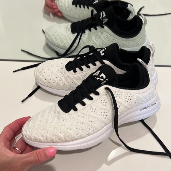 APL by Lululemon Sneakers 8 - Picture 1 of 2